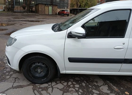 Lada Largus - фото 2