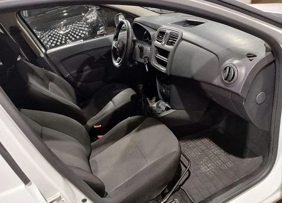 Renault Sandero - фото 4