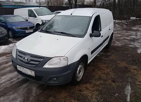Lada Largus - фото 1