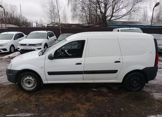 Lada Largus - фото 2