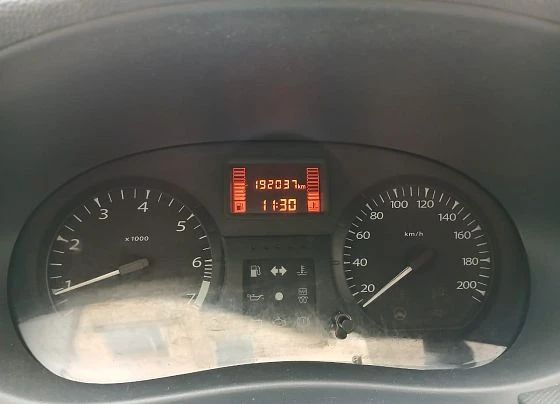 Lada Largus - фото 4
