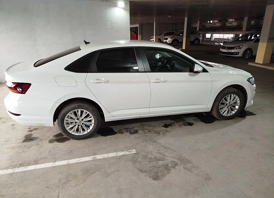 Volkswagen Jetta - фото 2