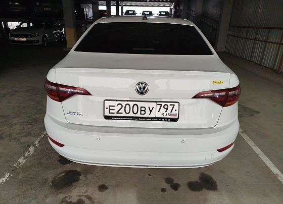 Volkswagen Jetta - фото 4