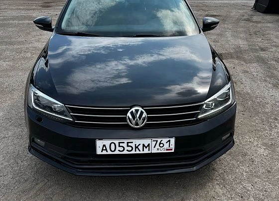 Volkswagen Jetta - фото 2