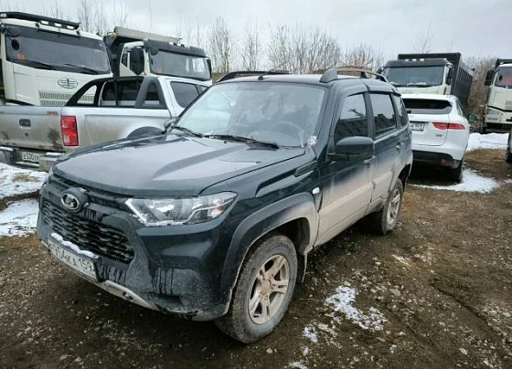 Lada Niva - фото 1