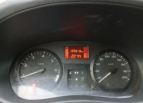 Lada Largus - фото 5