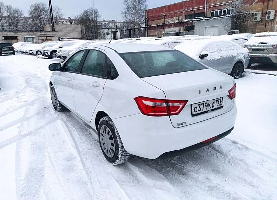 Lada Vesta - фото 4
