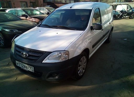 Lada Largus - фото 1