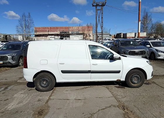 Lada Largus - фото 5