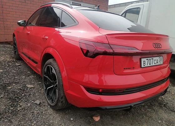 Audi e-tron S Sportback