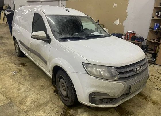 Lada Largus - фото 1