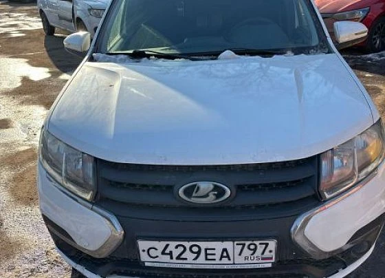 Lada Largus - фото 1