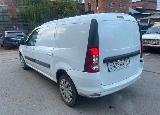 Lada Largus - фото 5