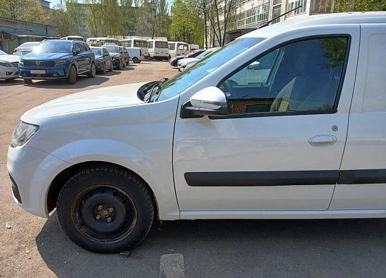 Lada Largus - фото 4