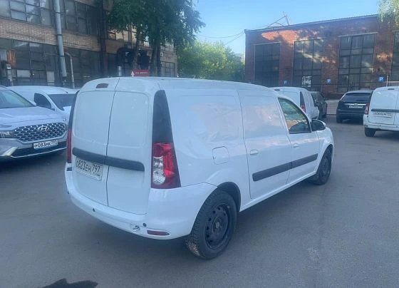 Lada Largus - фото 3