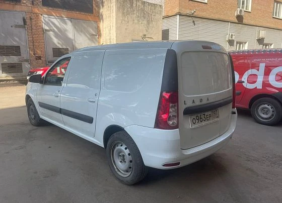 Lada Largus - фото 3