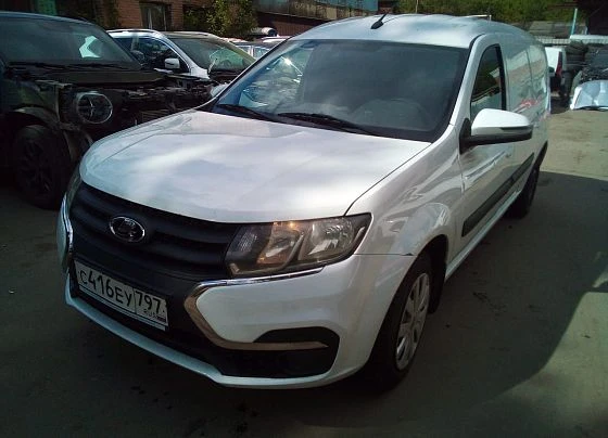 Lada Largus - фото 4