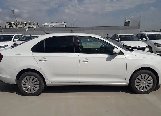 Skoda Rapid - фото 2