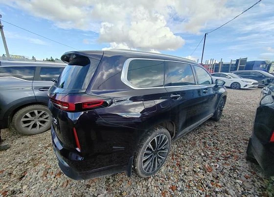 Exeed VX - фото 4