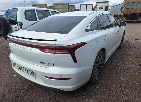 FAW Bestune B70 2.0T AT Smart