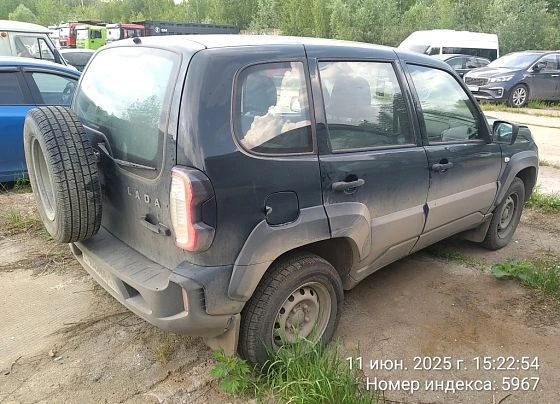 Lada Niva - фото 4