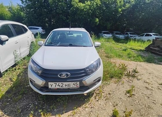 Lada Granta - фото 3