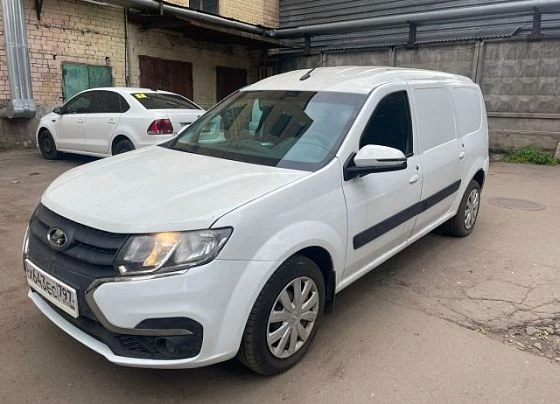 Lada Largus - фото 1