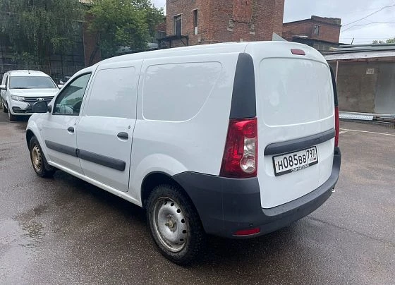 Lada Largus - фото 4