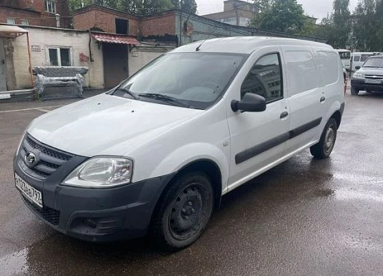 Lada Largus - фото 1