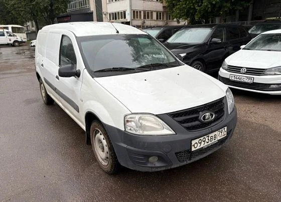 Lada Largus - фото 1