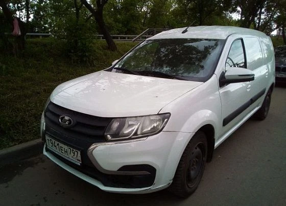 Lada Largus - фото 1