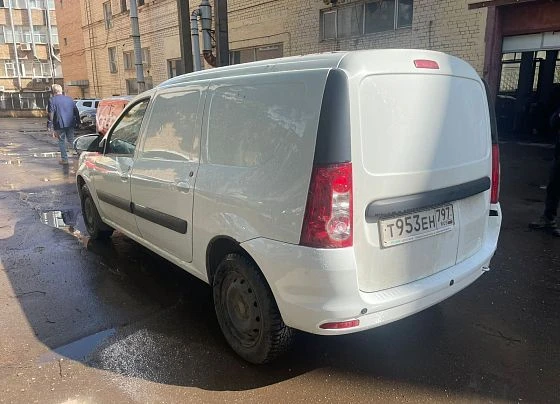 Lada Largus - фото 2
