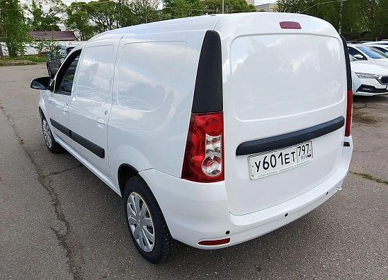 Lada Largus - фото 4