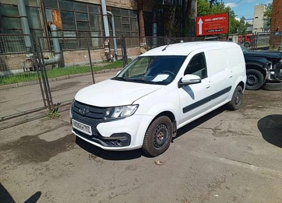 Lada Largus - фото 1