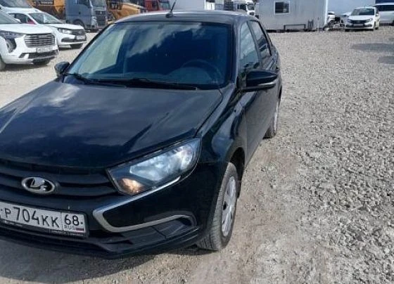 Lada Granta - фото 1