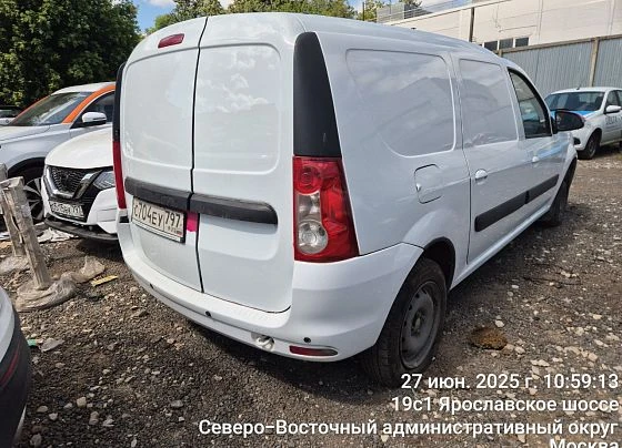 Lada Largus - фото 4
