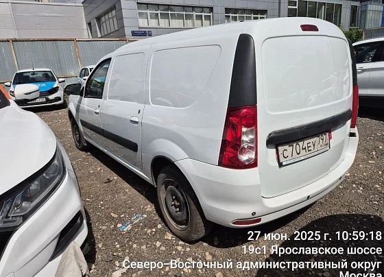 Lada Largus - фото 5