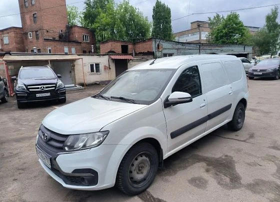 Lada Largus - фото 1