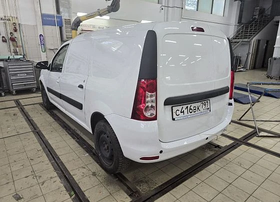 Lada Largus - фото 4