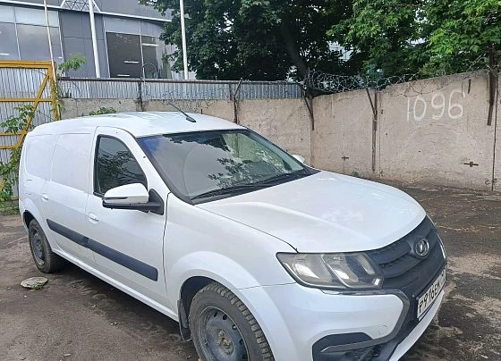 Lada Largus - фото 4