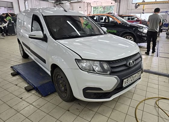 Lada Largus - фото 2