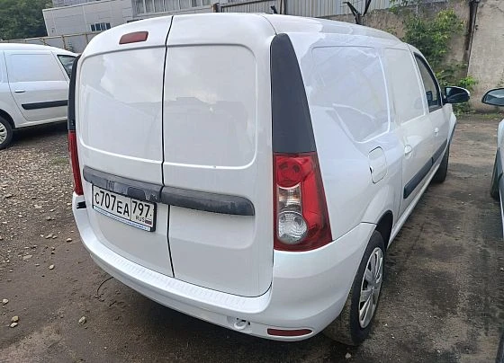 Lada Largus - фото 4