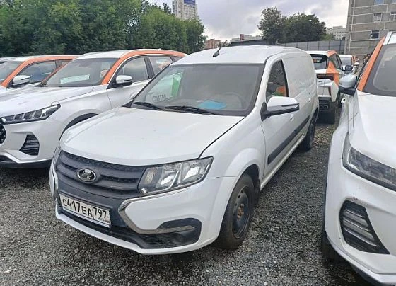 Lada Largus - фото 1
