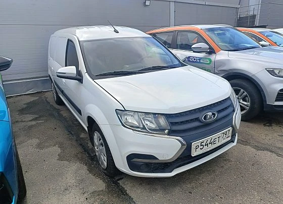 Lada Largus - фото 5