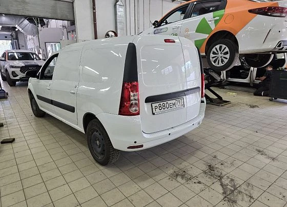 Lada Largus - фото 3