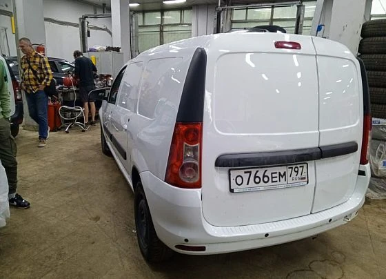 Lada Largus - фото 2