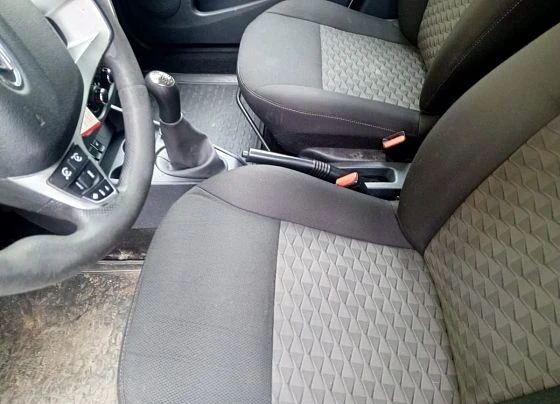 Lada Largus - фото 4