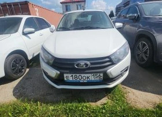Lada Granta - фото 3