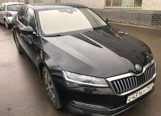 Skoda Superb - фото 1