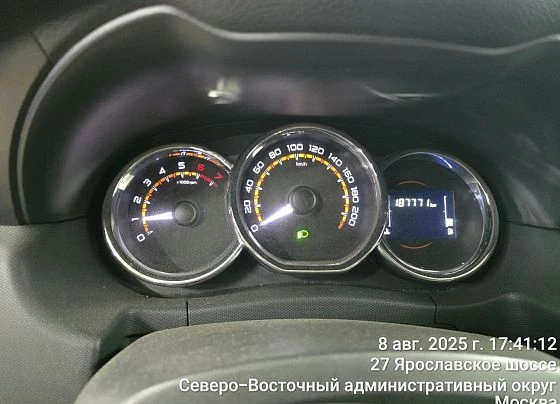 Lada Largus - фото 4